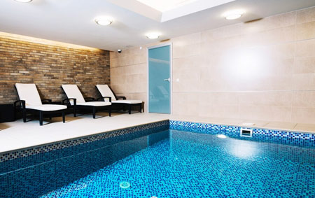 Professional Swimming Pool Installation in Dubai