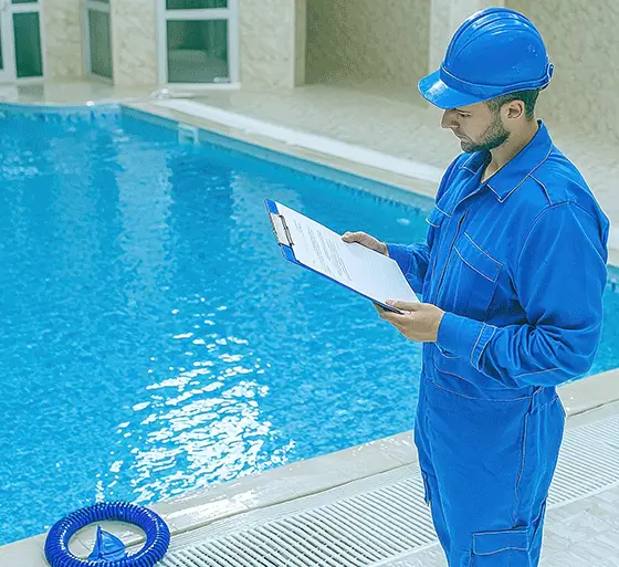 Professional swimming pool cleaning services in Dubai