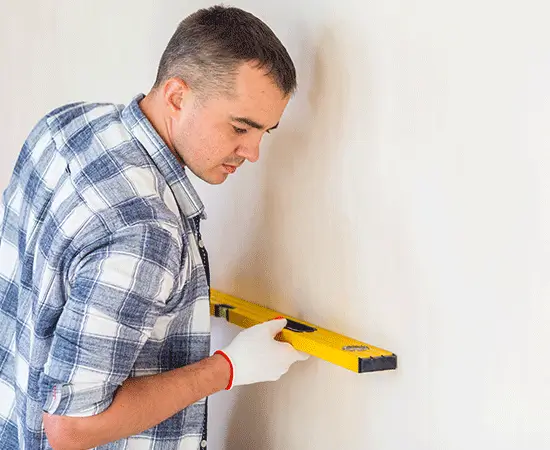 Professional wallpaper installation services in Dubai